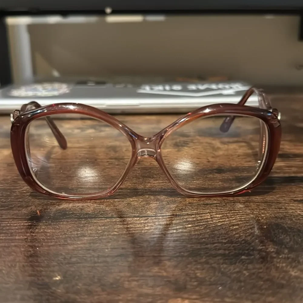 Vintage Diane von Furstenberg butterfly glasses‎